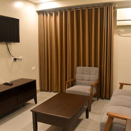 Lelita Hotel - Certified Quarantine Facility Makati City Екстер'єр фото
