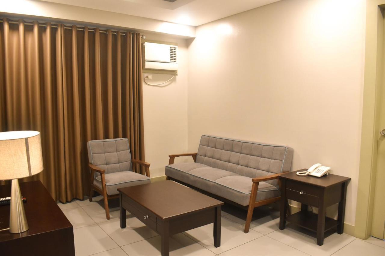 Lelita Hotel - Certified Quarantine Facility Makati City Екстер'єр фото
