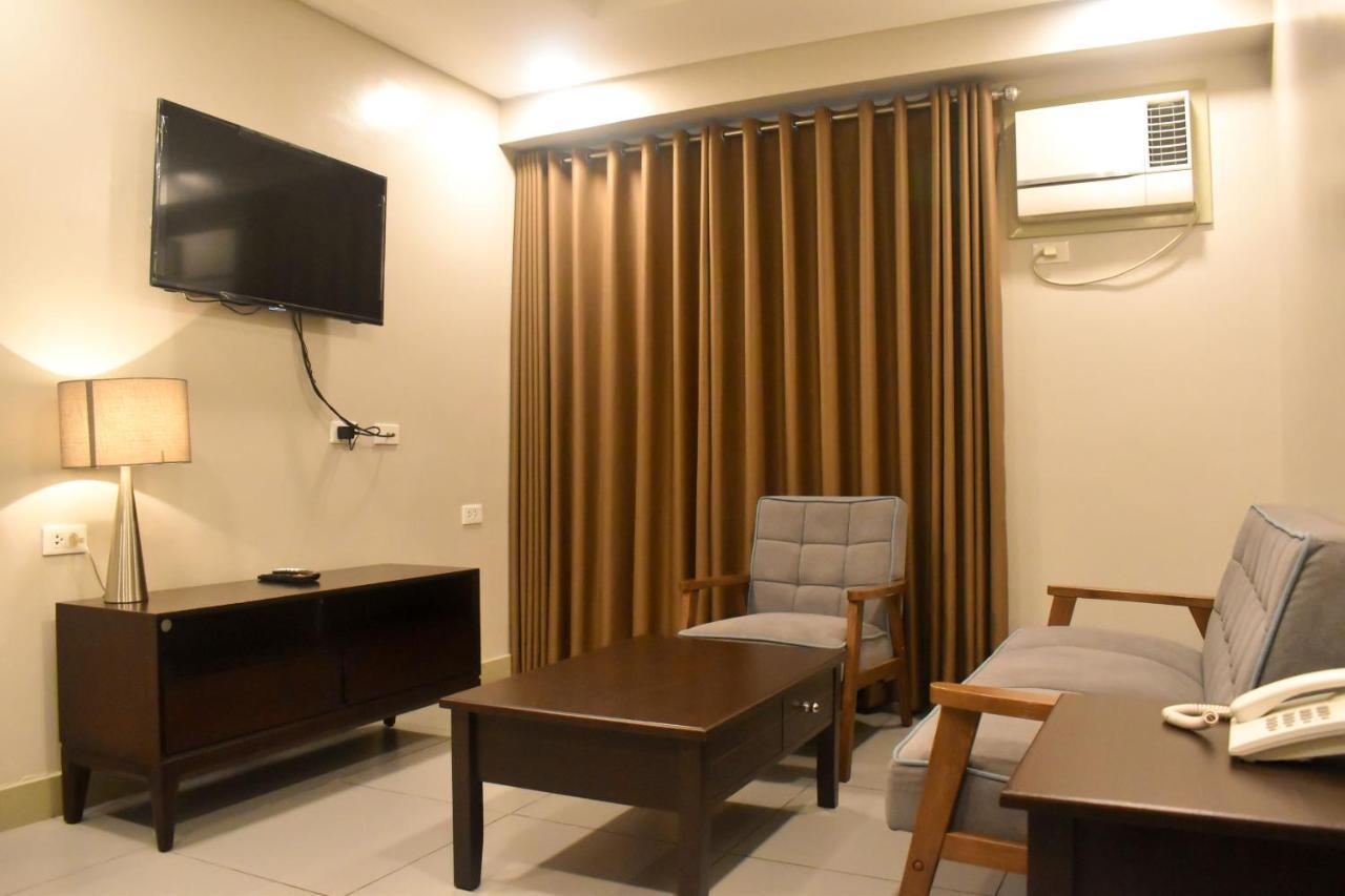Lelita Hotel - Certified Quarantine Facility Makati City Екстер'єр фото