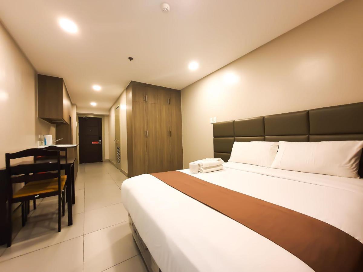 Lelita Hotel - Certified Quarantine Facility Makati City Екстер'єр фото