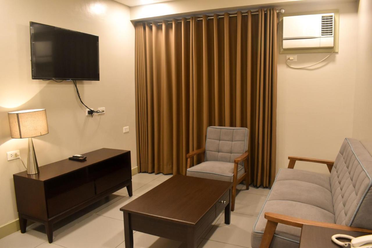 Lelita Hotel - Certified Quarantine Facility Makati City Екстер'єр фото