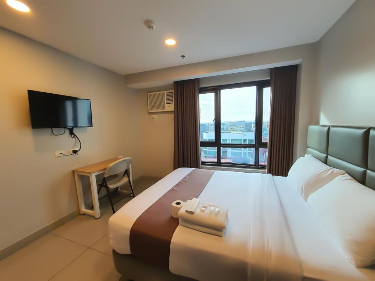 Lelita Hotel - Certified Quarantine Facility Makati City Екстер'єр фото