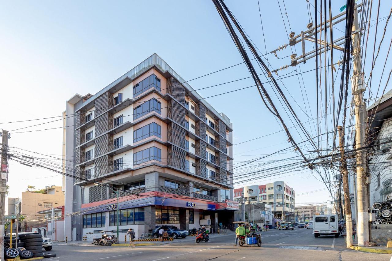 Lelita Hotel - Certified Quarantine Facility Makati City Екстер'єр фото